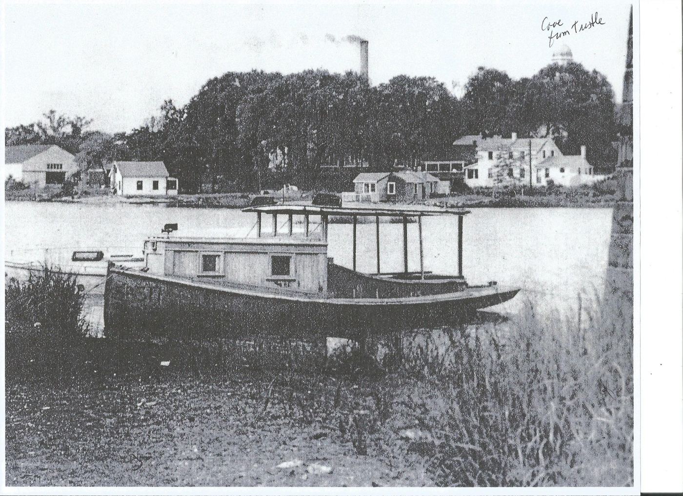 View across the cove toward the Metropolitan Parkway shanty row